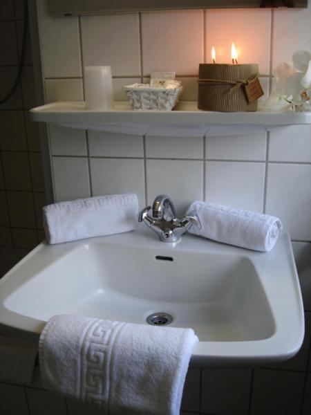 Hotel Zur Post Deudesfeld Exteriör bild