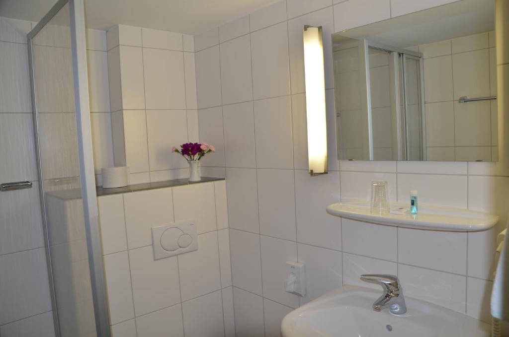 Hotel Zur Post Deudesfeld Rum bild