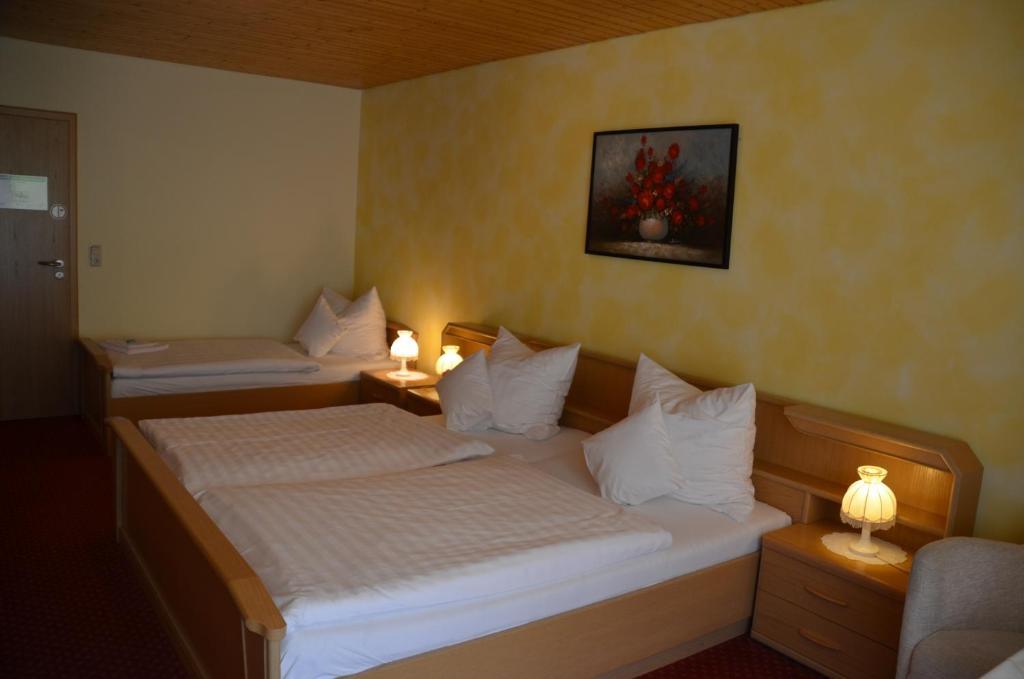 Hotel Zur Post Deudesfeld Rum bild